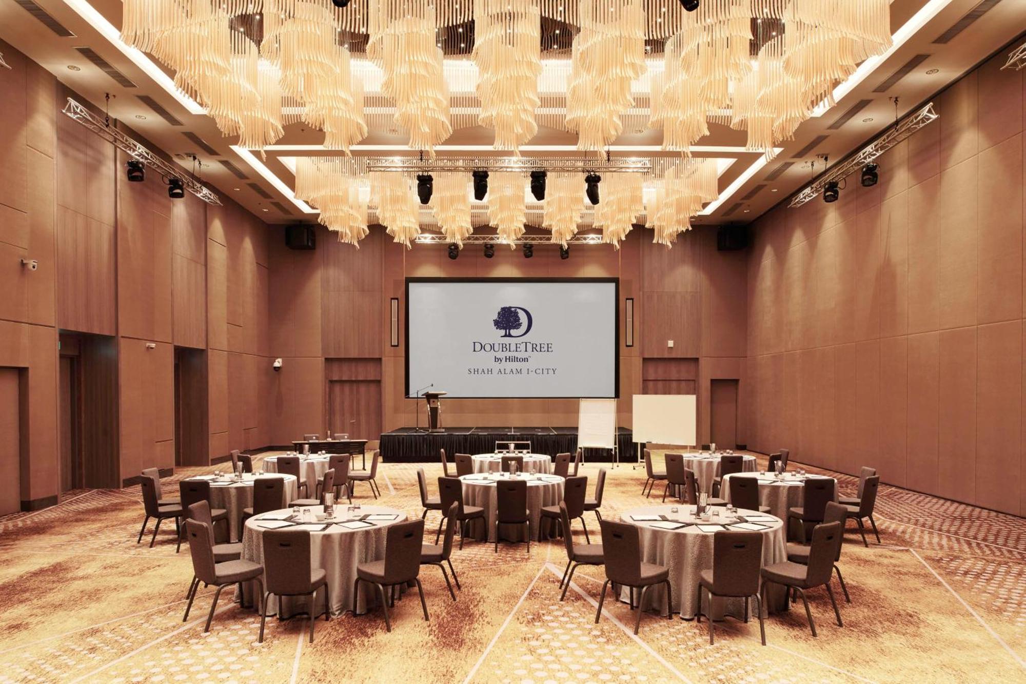 Doubletree By Hilton Shah Alam I-City Hotel Ngoại thất bức ảnh The ballroom